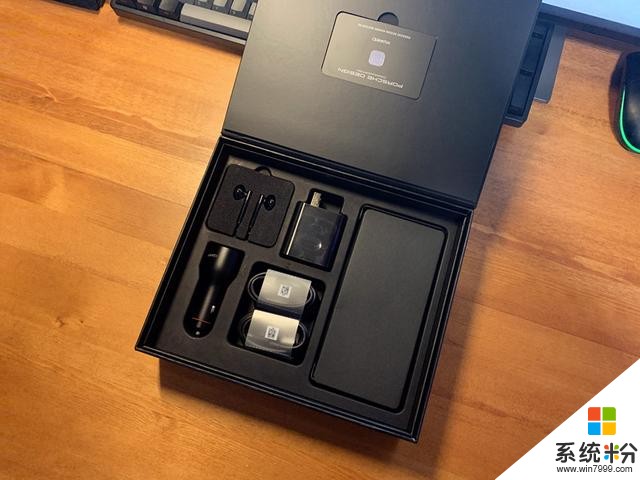 1.5萬元華為Mate30RS保時捷手機開箱,頂級奢華,金錢的氣味(3)