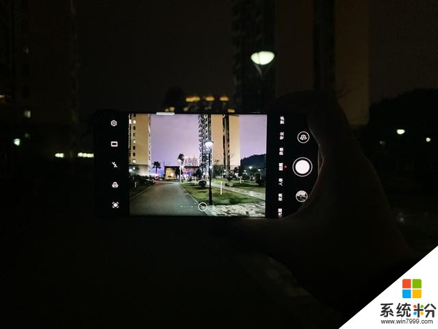 1.5萬元華為Mate30RS保時捷手機開箱,頂級奢華,金錢的氣味(8)