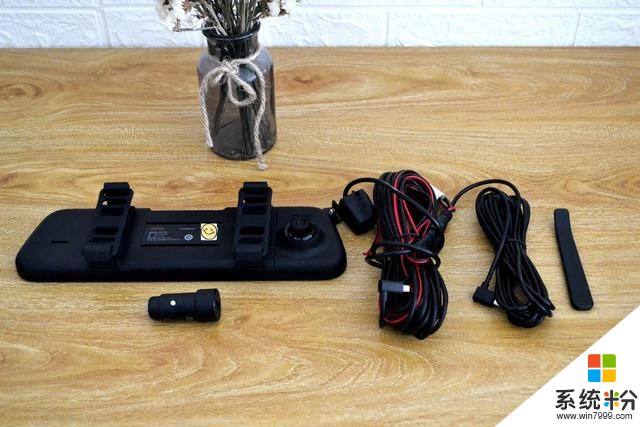 但用難回!不到300塊,體驗流媒體後視鏡!小米生態70邁又來攪局(3)