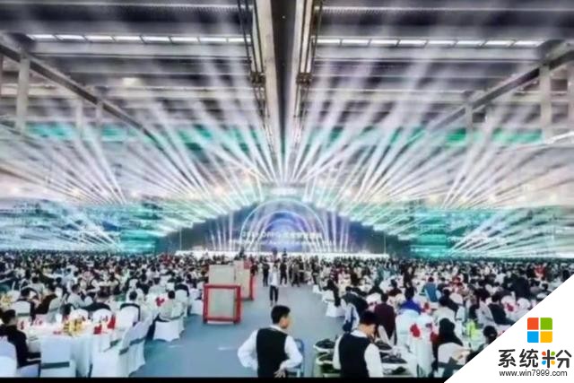 據說是OPPO的年會現場.....太有排麵了(1)