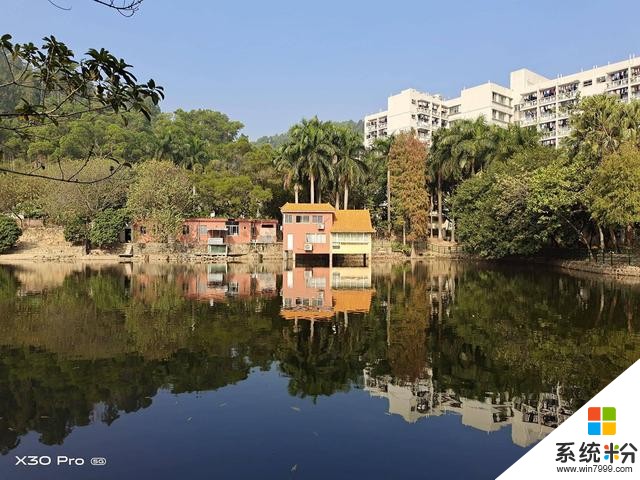 既可遠攝圓月,又可跨足時尚界,vivo5G手機:還有誰?(8)