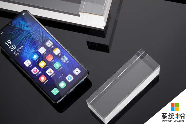 過年與家人一起玩遊戲,什麼手機最適合?(12)