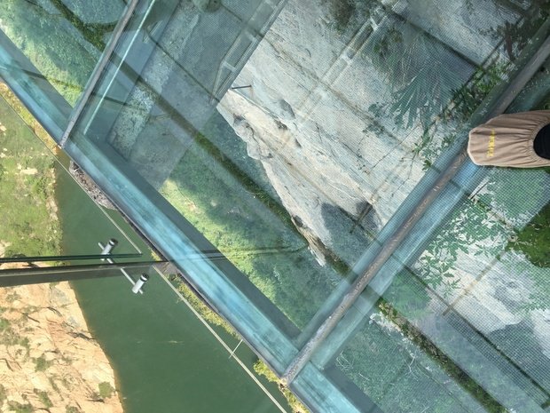 電腦型號惠普HPPro2000/2080台式電腦怎麼升級配置可以打英雄聯盟?(圖1)