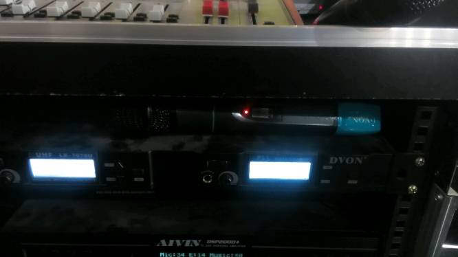 無線話筒接收器音量無法調小(圖1)